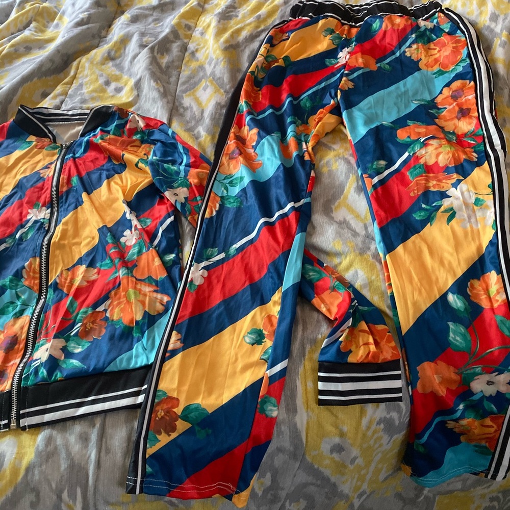 Women 2 piece set